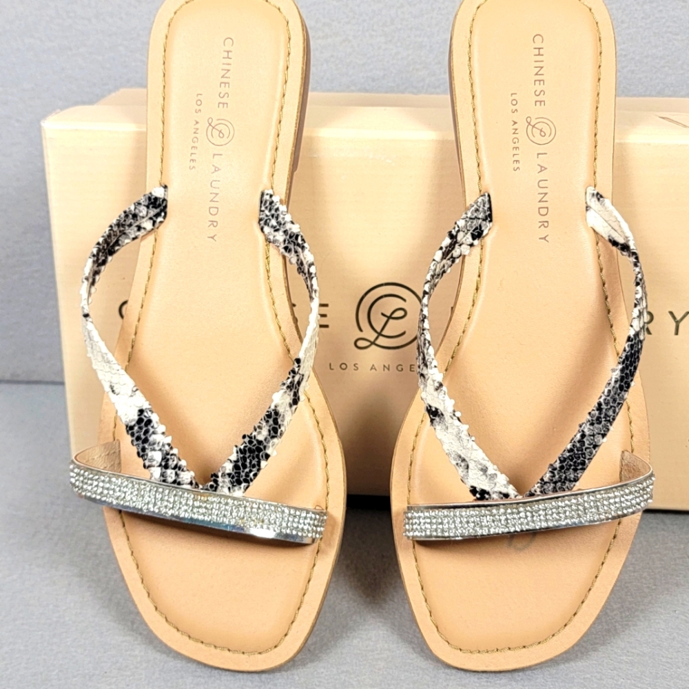 Chinese Laundry Snake Skin And Rhinestone Flat Sandals Size 9 - Picture 2 of 5